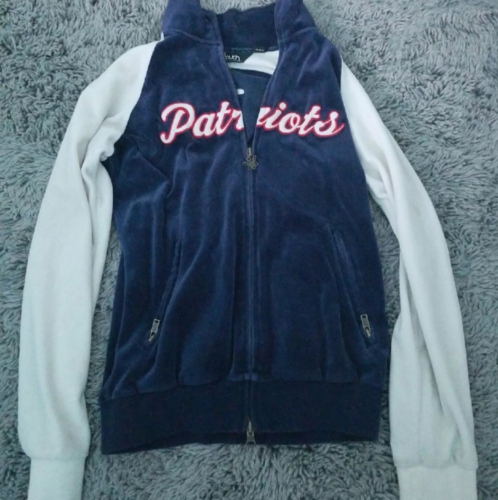 Patriots velour sweatshirt.